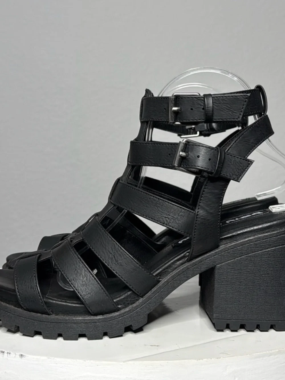 Dirty Laundry Strappy Block Herl Lug Sole Sandals